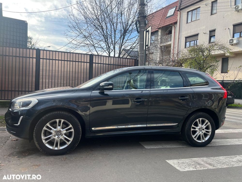 Volvo XC 60 T5AWD R-Design - 7