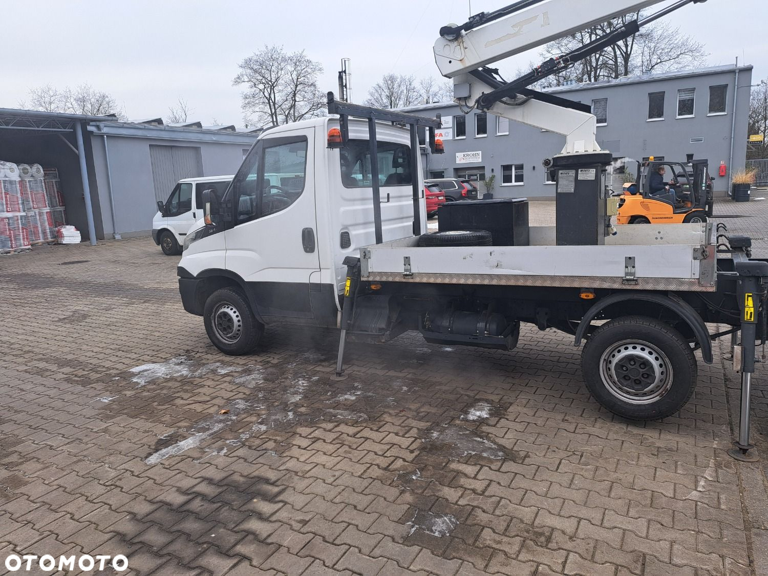 Iveco Daily 35S14N + Movex Tl 13M - 12