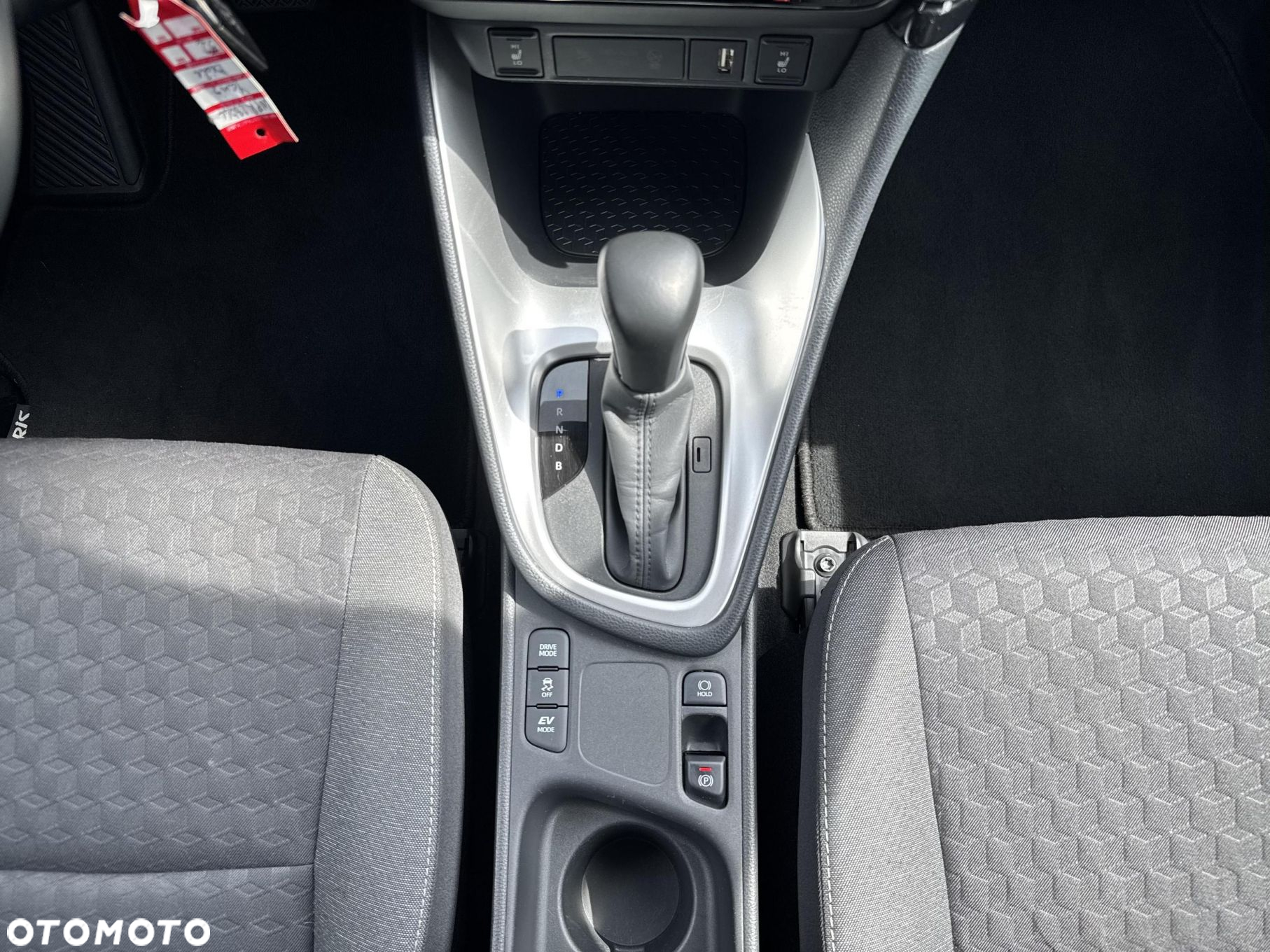 Toyota Yaris - 17