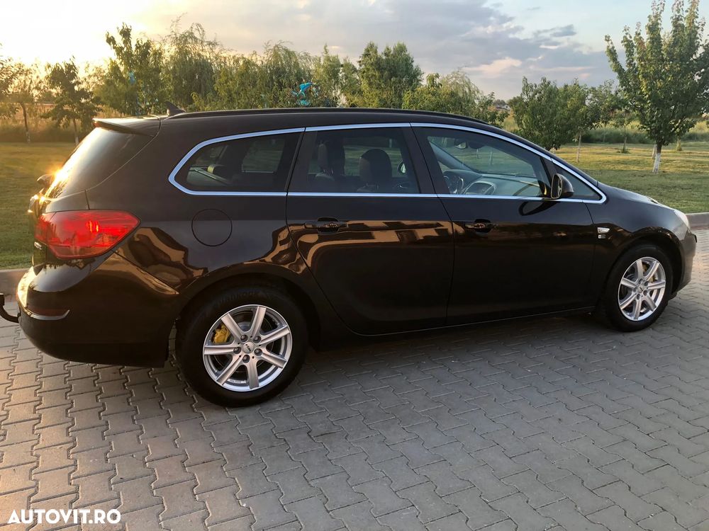 Opel Astra 1.7 CDTI DPF ecoFLEX Start/Stop 150 Jahre - 17