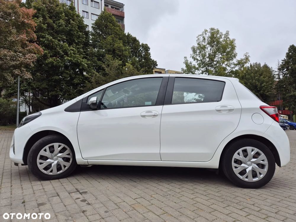 Toyota Yaris 1.5 Premium - 14