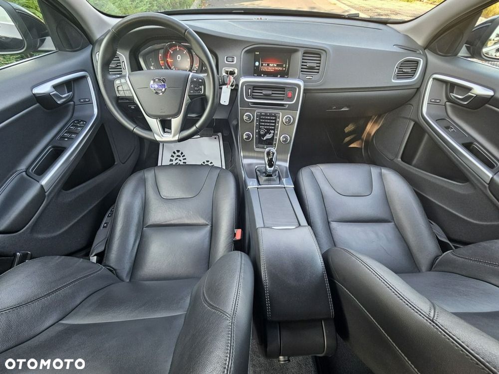 Volvo V60 D2 Geartronic Summum - 7