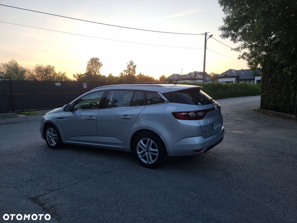 Renault Megane BLUE dCi 115 LIMITED - 4