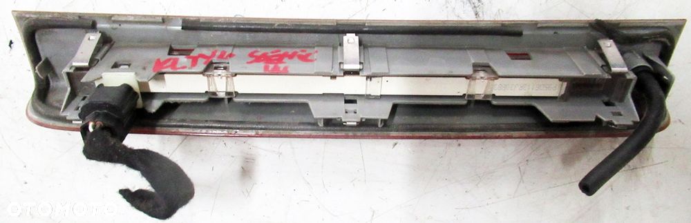 RENAULT SCENIC III TRZECIE ŚWIATŁO STOPU STOP 265900024R - 2