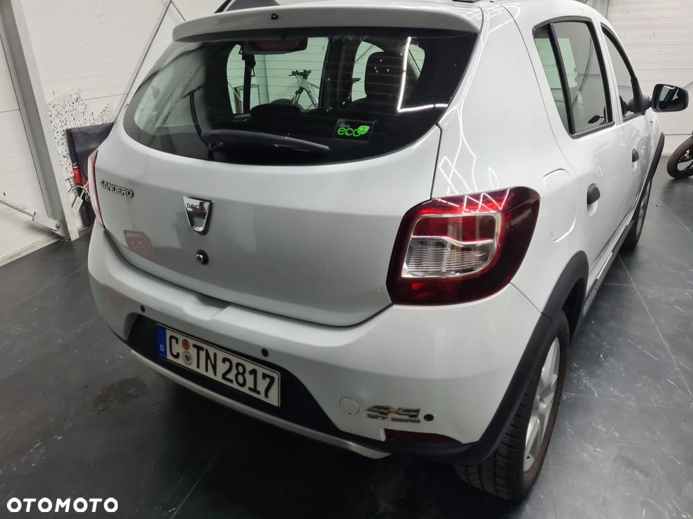 Dacia Sandero Stepway 0.9 TCe Laureate S&S EU6 - 24
