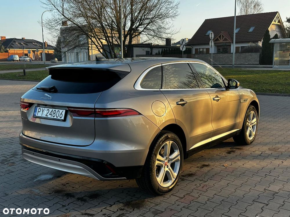Jaguar F-Pace - 21