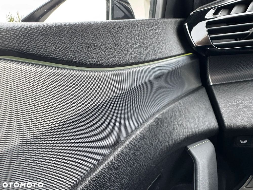 Peugeot 308 1.2 PureTech GT Pack S&S EAT8 - 30