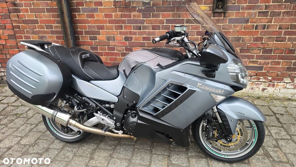 Kawasaki GTR - 26