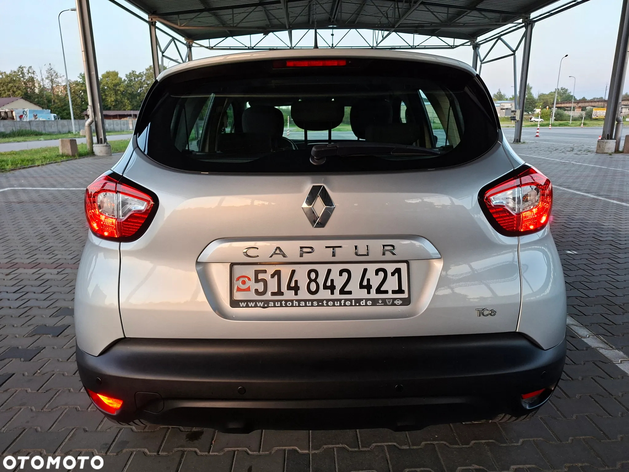 Renault Captur - 12