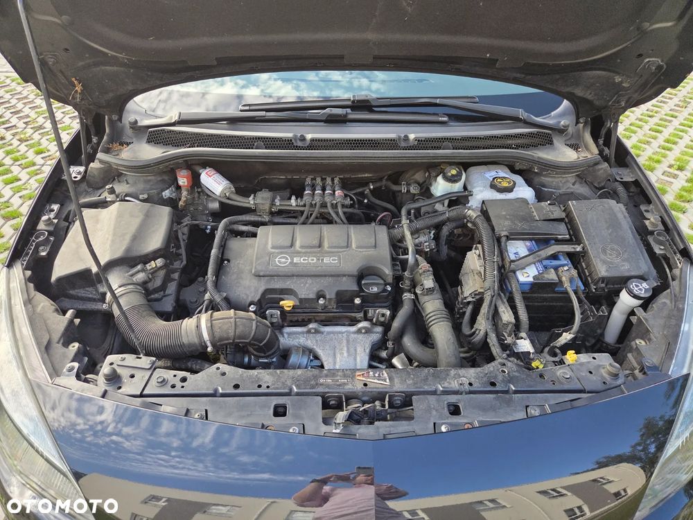 Opel Astra 1.4 Turbo Automatik - 16
