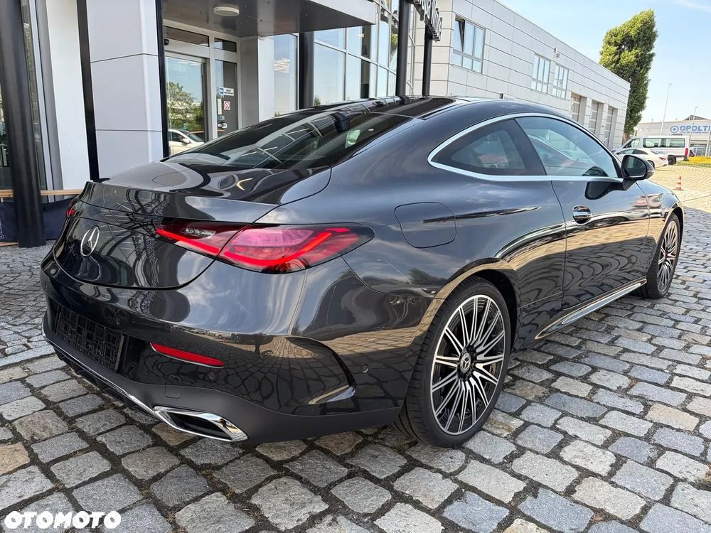Mercedes-Benz CLE 200 mHEV 4-Matic AMG Line - 4