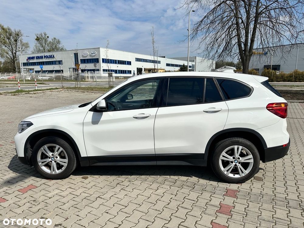 BMW X1 sDrive18i - 14