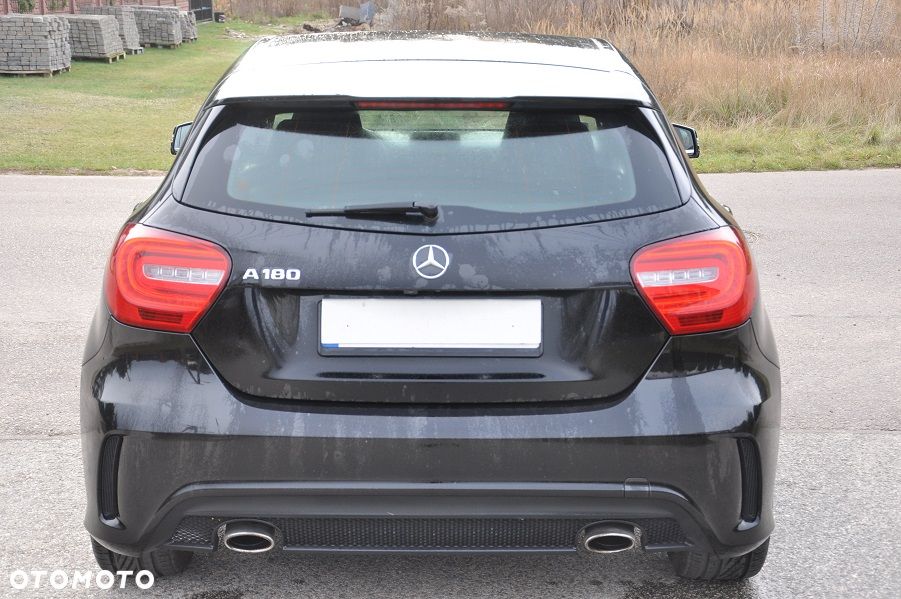 Mercedes-Benz Klasa A 180 7G-DCT AMG Line - 4