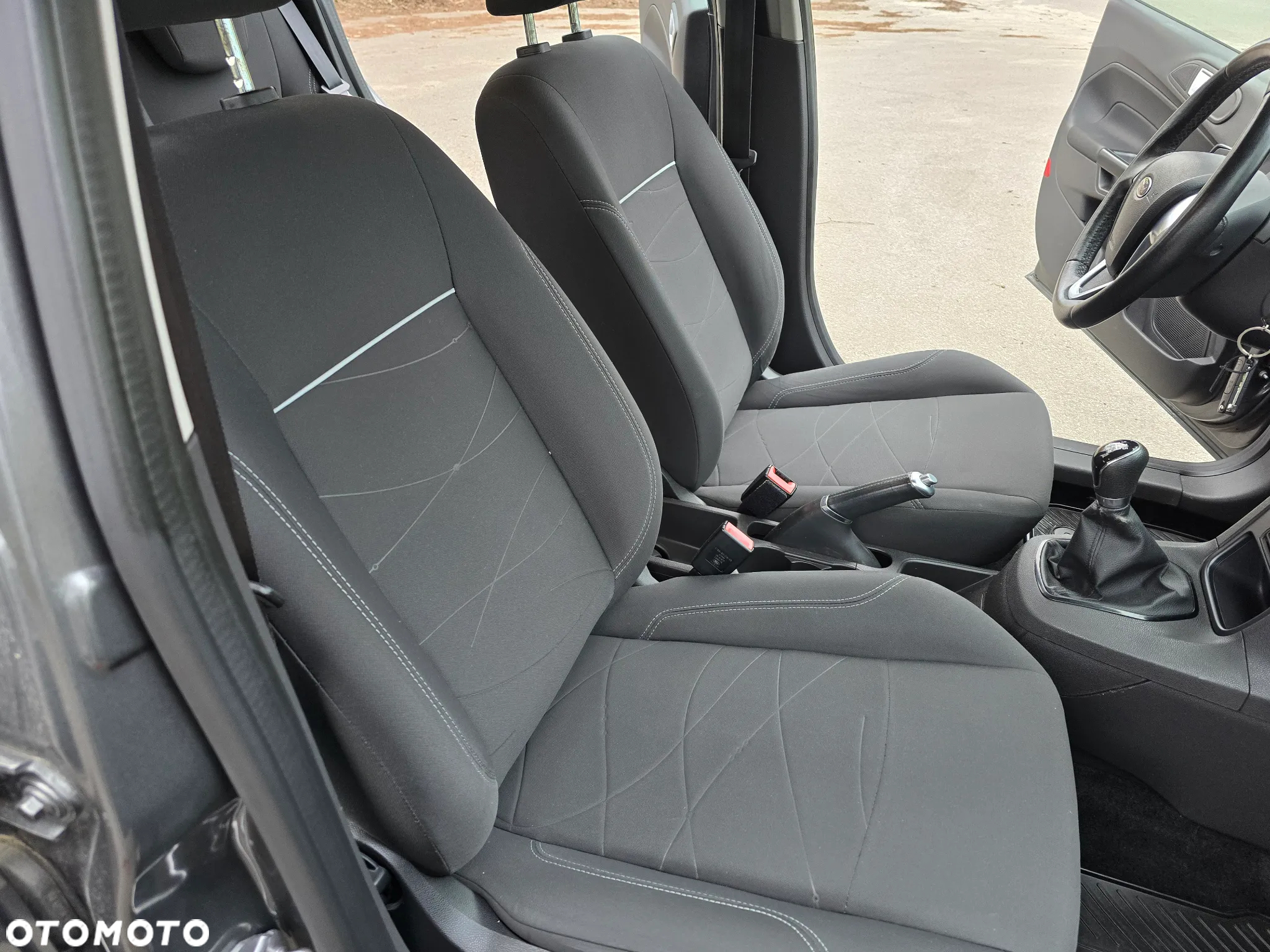 Ford Fiesta 1.0 EcoBoost Platinium X - 28