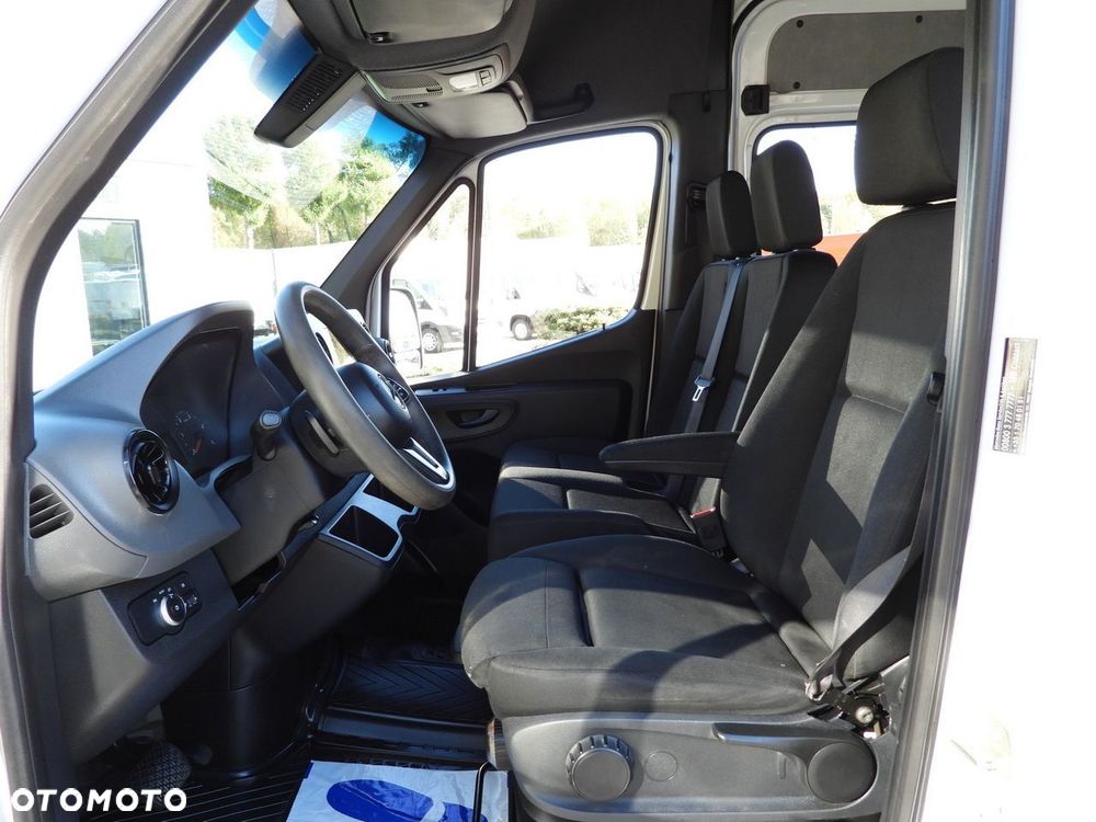 Mercedes-Benz SPRINTER 316 FURGON BRYGADÓWKA 7 MIEJSC TEMPOMAT AUTOMAT  KLIMATYZACJA  160KM - 21