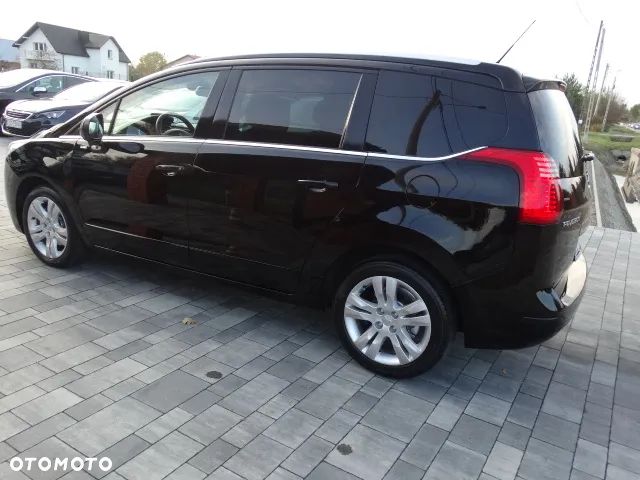 Peugeot 5008 HDI 150 Allure - 16