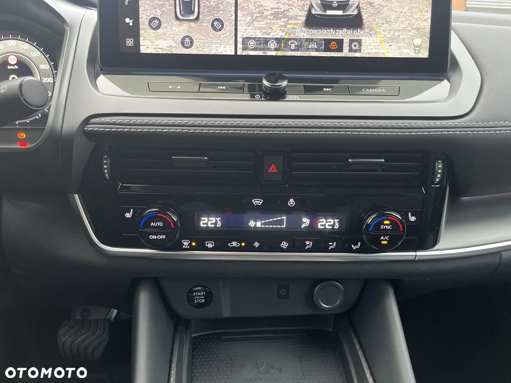 Nissan Qashqai 1.3 DIG-T mHEV N-Connecta Xtronic - 26