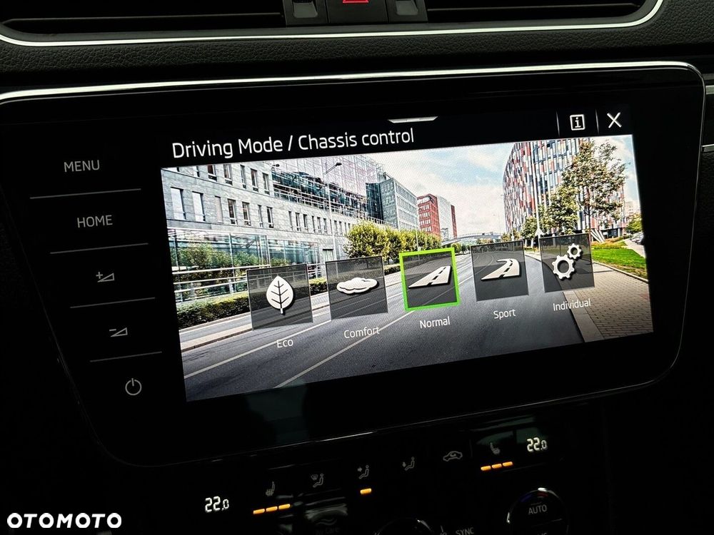 Skoda Superb 2.0 TDI SCR L&K DSG - 30