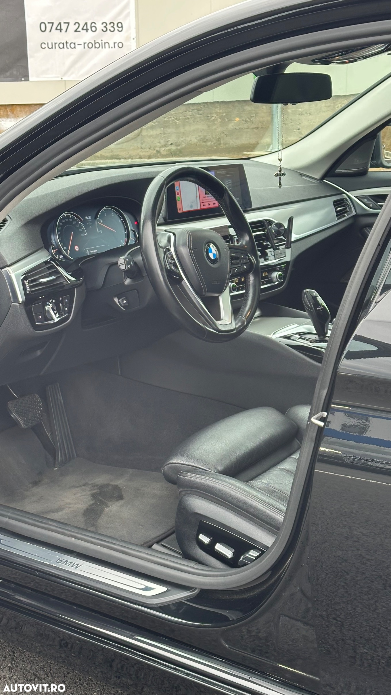 BMW Seria 5 530d xDrive AT - 14