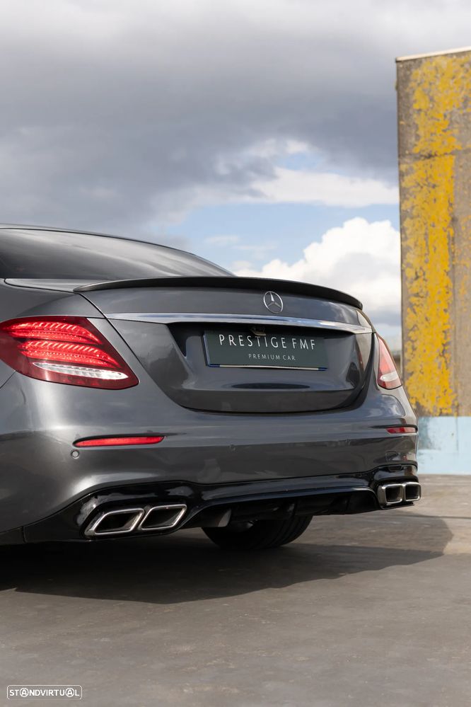 Mercedes-Benz E 220 d 4Matic 9G-TRONIC AMG Line - 5