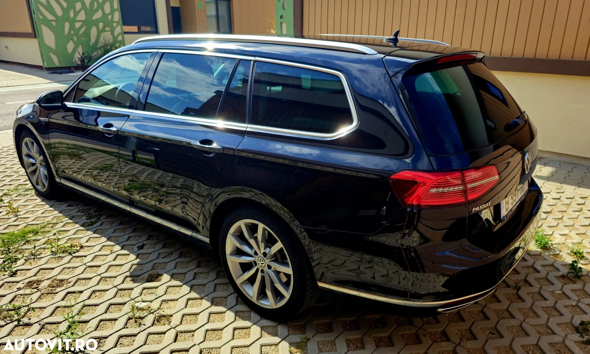 Volkswagen Passat Variant 2.0 BiTDI 4Mot DSG Highline - 4