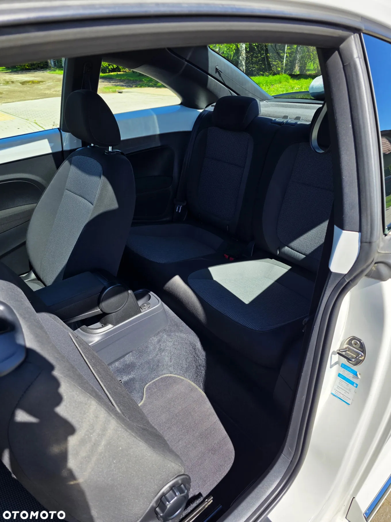 Volkswagen Beetle 2.0 TDI Design DSG - 15