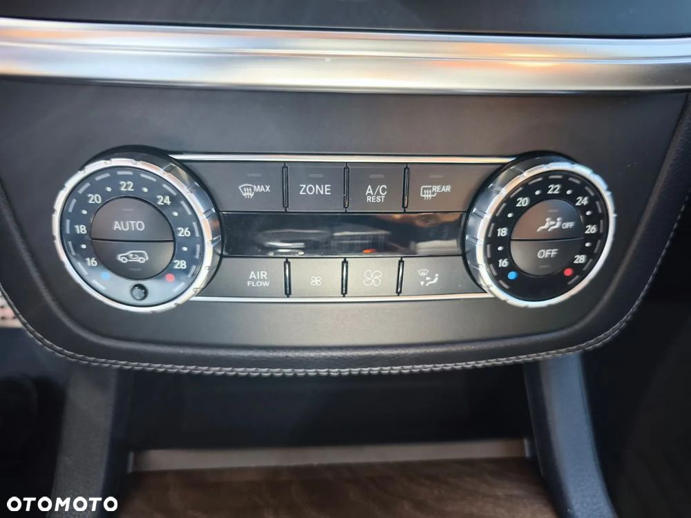 Mercedes-Benz GL 63 AMG - 32