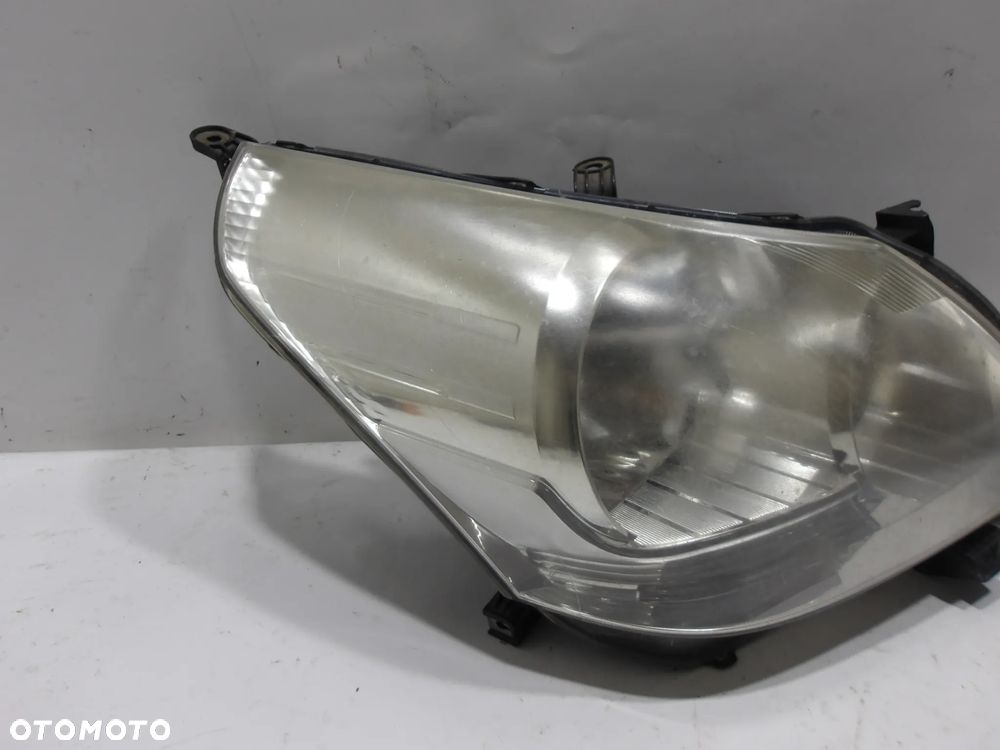 LAMPA LEWA PRAWA PRZÓD PRZEDNIA TOYOTA VERSO F-VAT - 10
