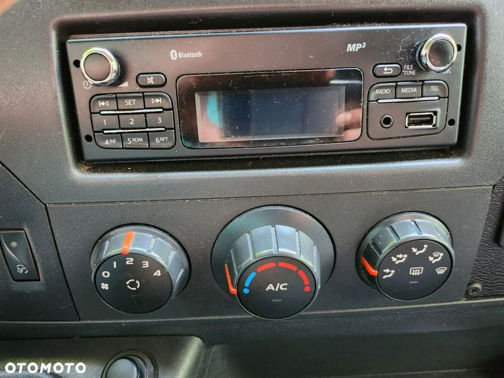 Renault Master - 11