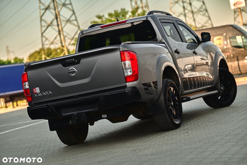 Nissan Navara - 2