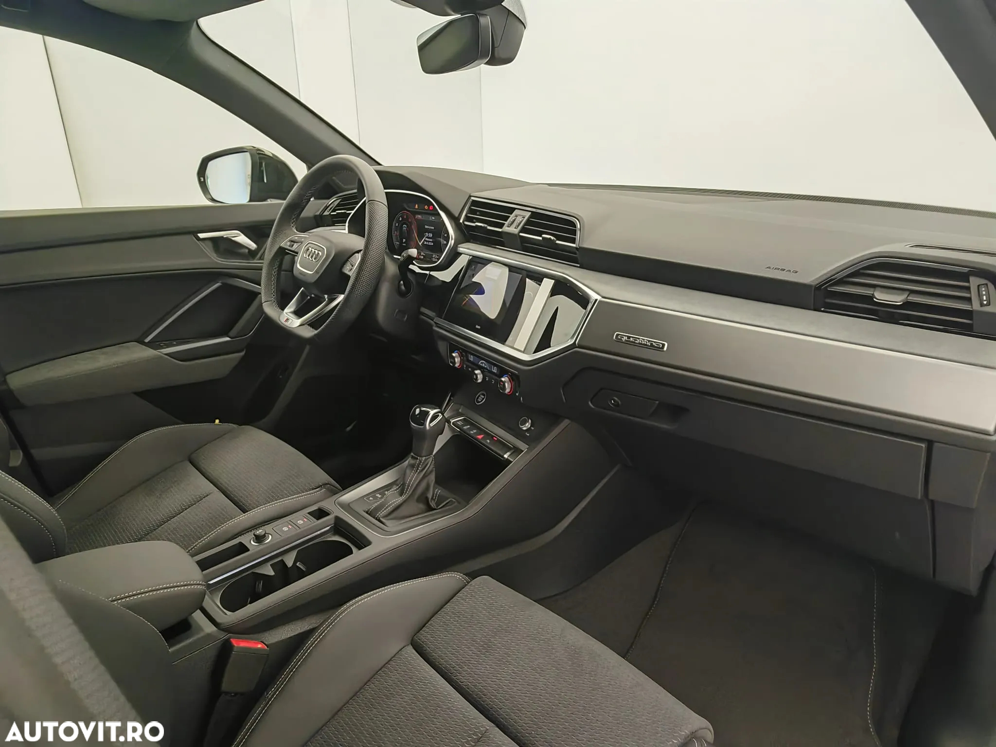Audi Q3 Sportback 2.0 40 TFSI quattro S tronic Basic - 5