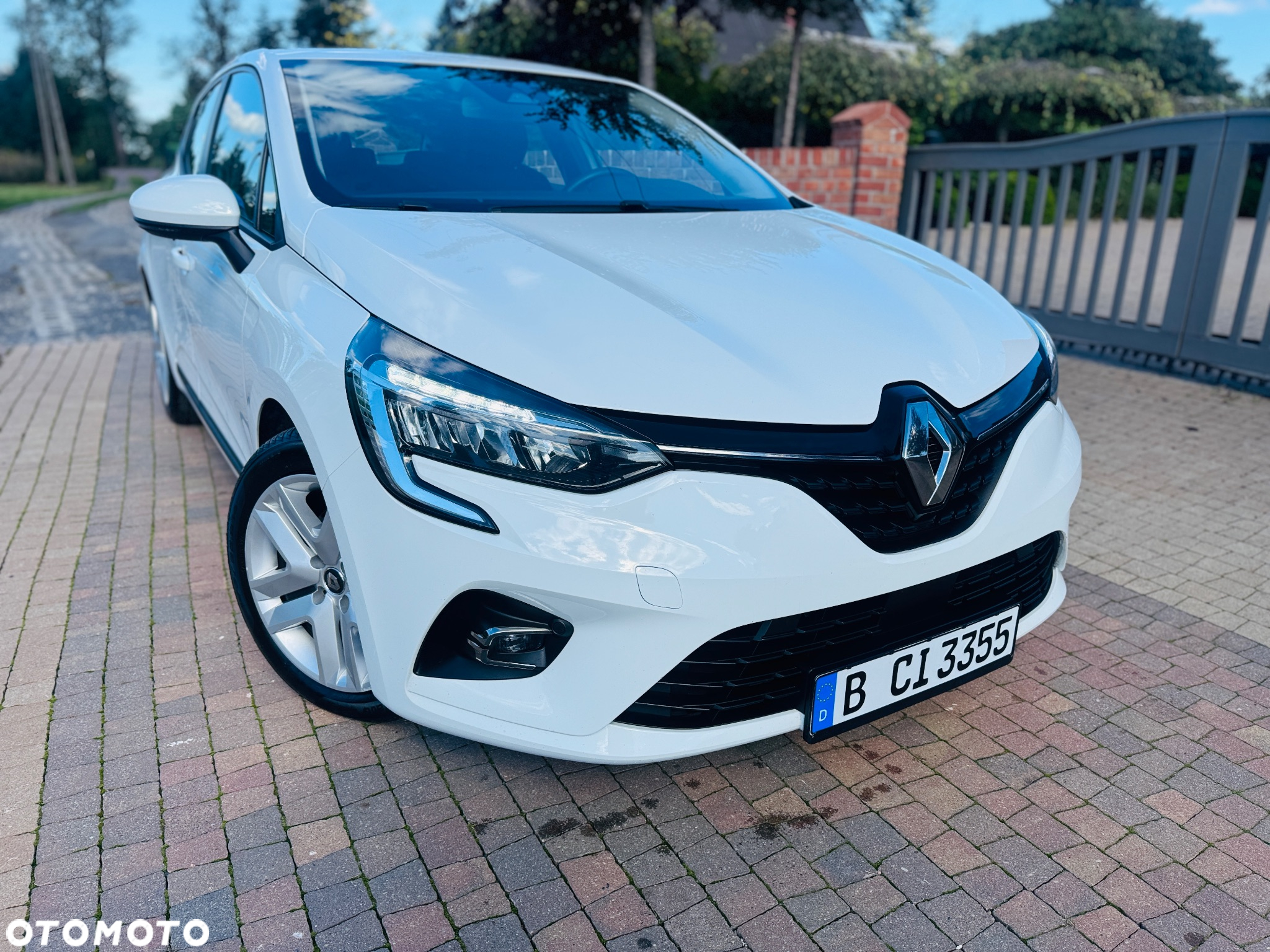 Renault Clio BLUE dCi 100 BUSINESS EDITION - 29