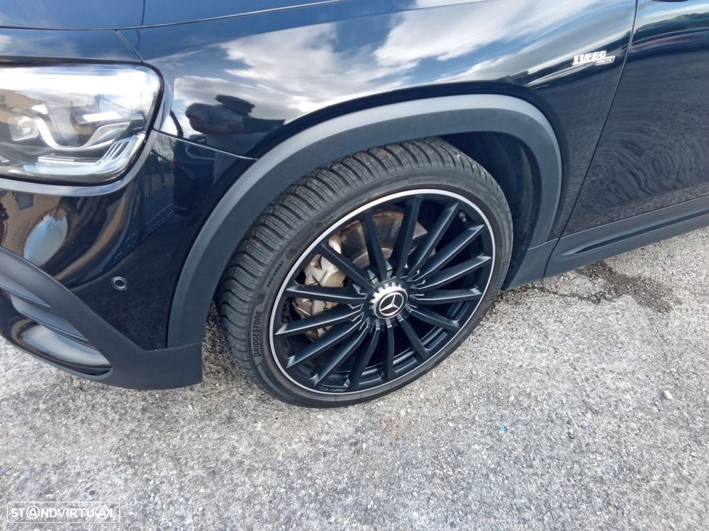 Mercedes-Benz GLB 35 AMG 4Matic — fotografia 6