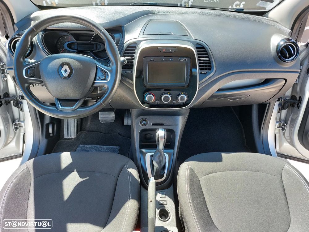 Renault Captur 1.5 dCi EDC - 17