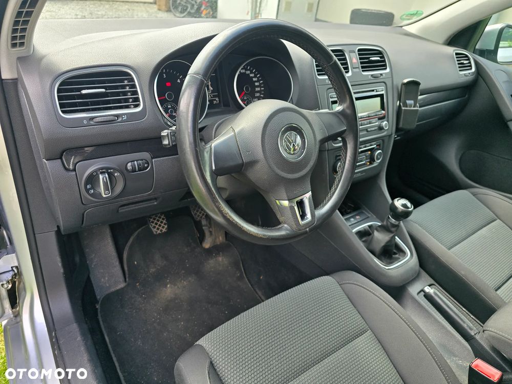 Volkswagen Golf 1.6 TDI DPF BlueMotion Technology Comfortline - 16