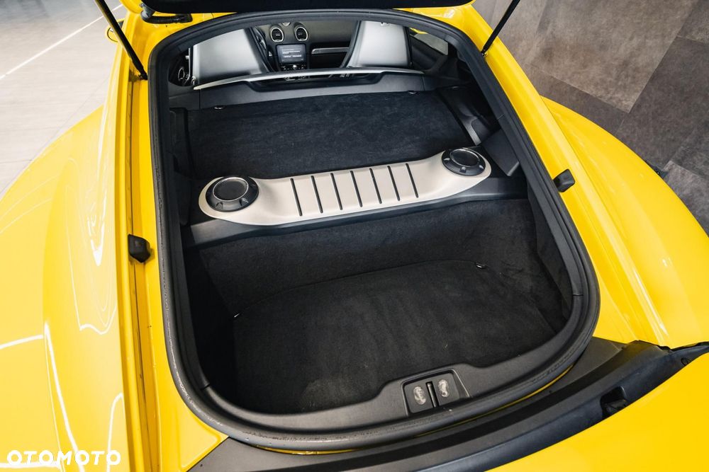 Porsche 718 Cayman - 36