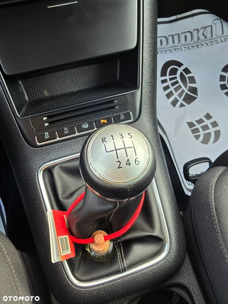 Volkswagen Tiguan - 29