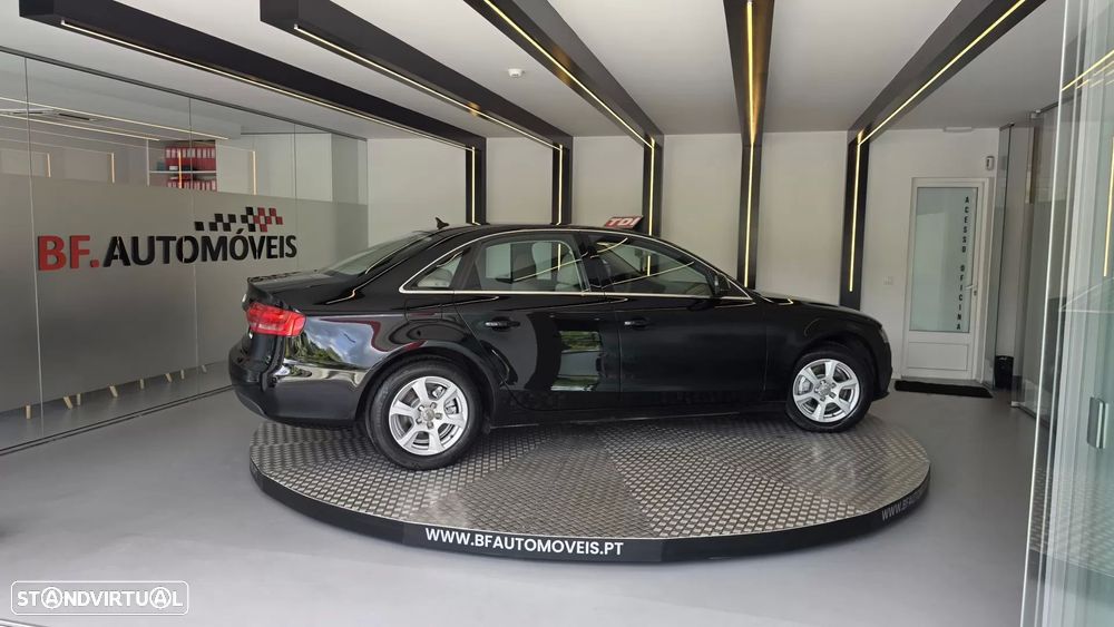 Audi A4 2.0 TDI exclusive - 8