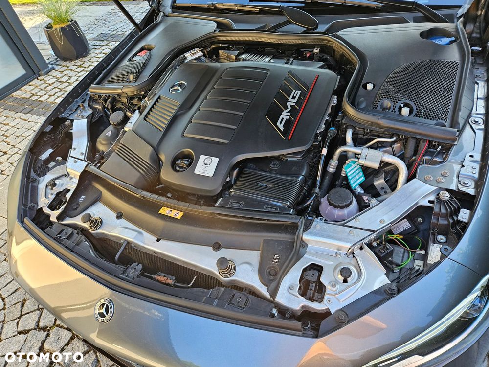 Mercedes-Benz CLS - 19