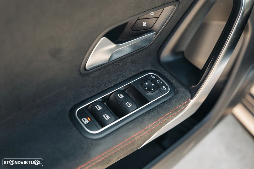 Mercedes-Benz A 45 AMG S 4Matic+ Speedshift DCT 8G - 27