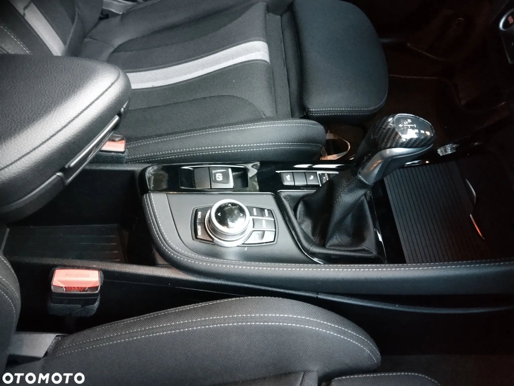 BMW X1 xDrive20d Sport Line - 28