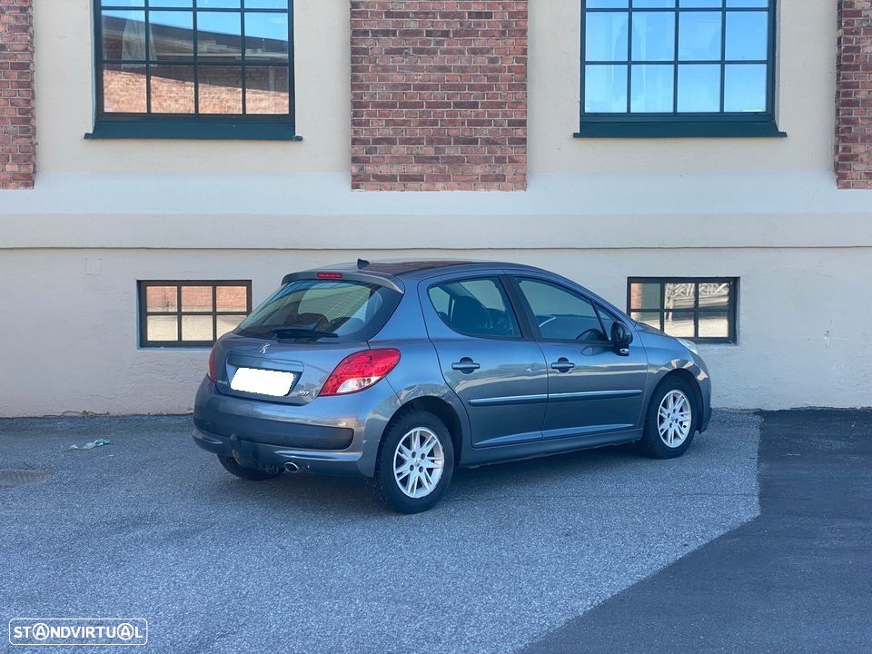 Peugeot 207 1.6 HDi Sport - 4