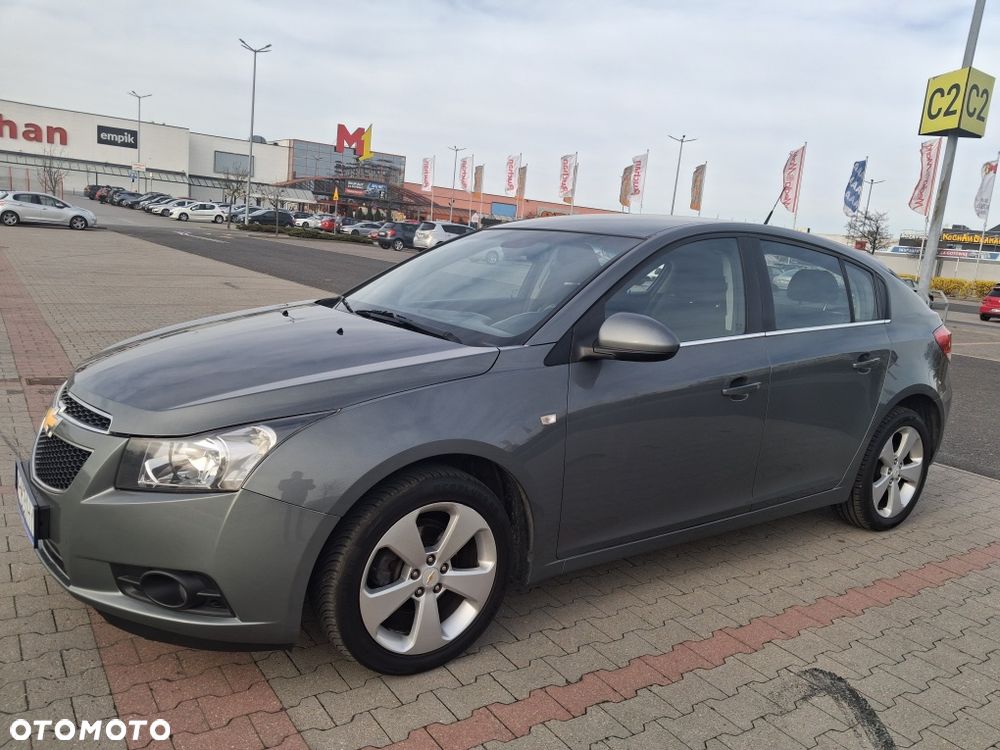 Chevrolet Cruze - 1
