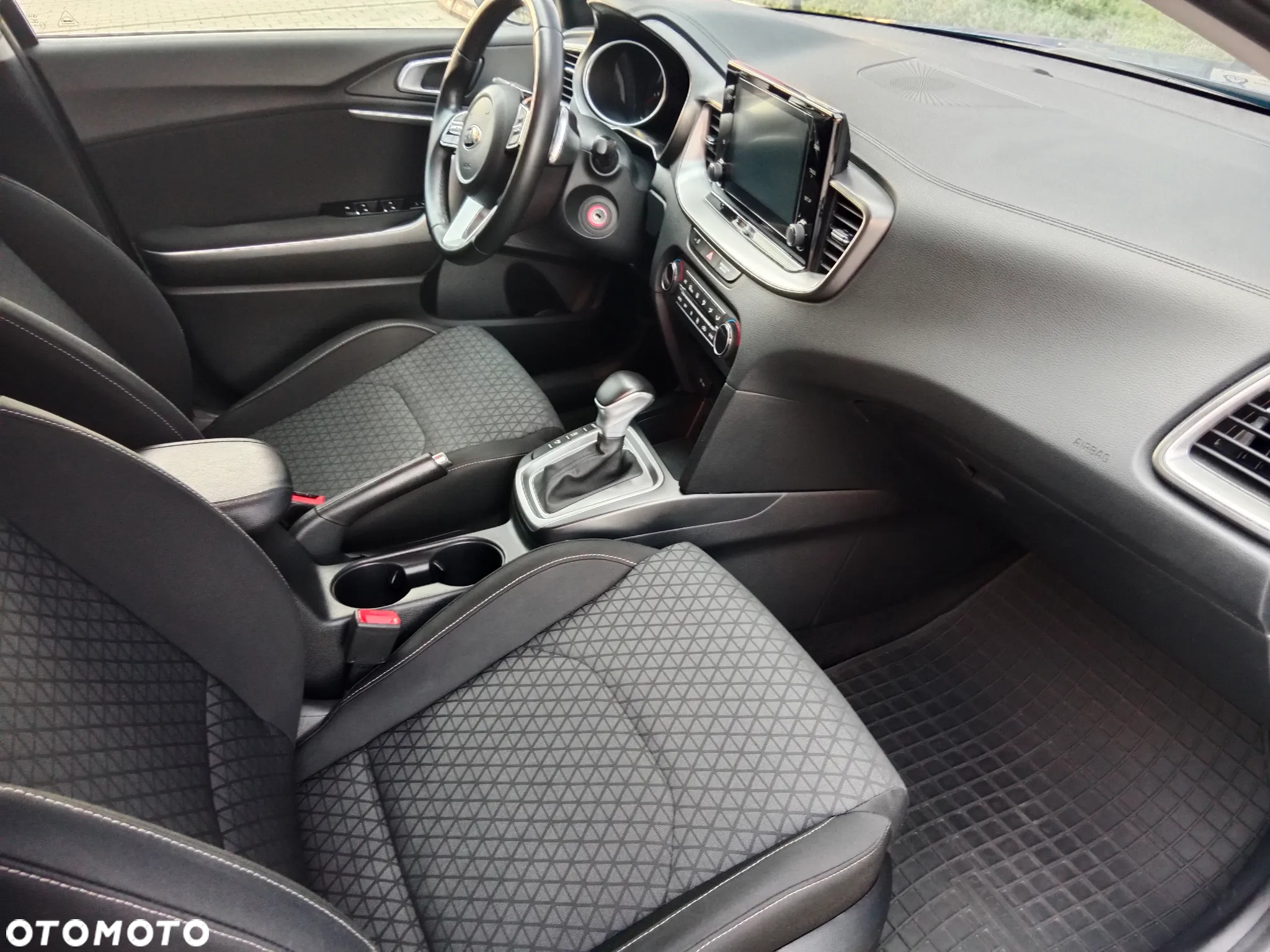 Kia XCeed 1.5 T-GDI M DCT - 10