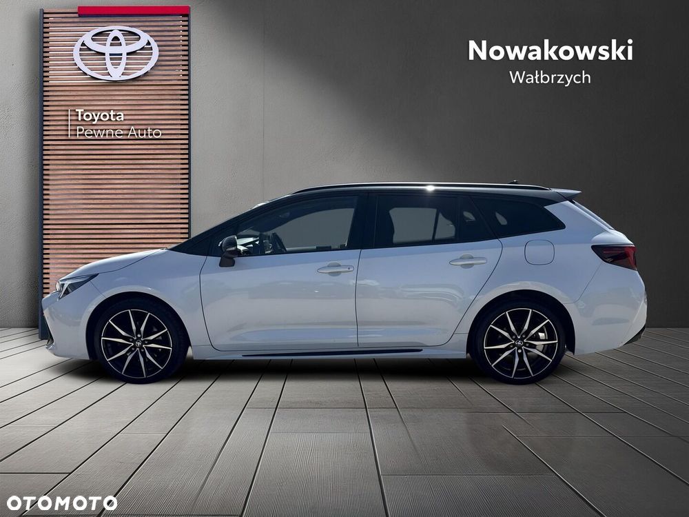 Toyota Corolla 2.0 Hybrid GR Sport Dynamic - 2