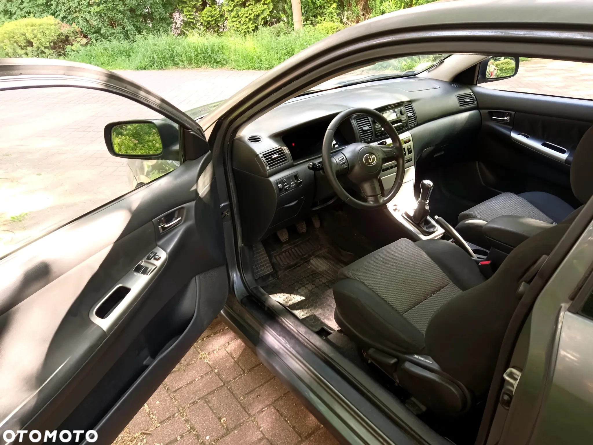 Toyota Corolla 1.4 VVT-i Luna - 17