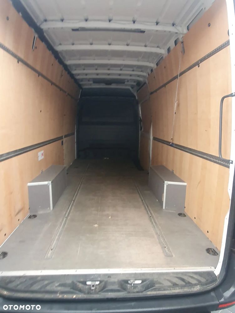 Mercedes-Benz SPRINTER - 7