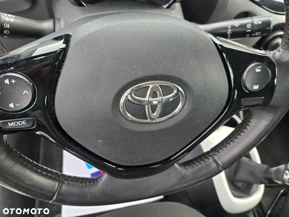 Toyota Aygo x-cite Style Selection - 17