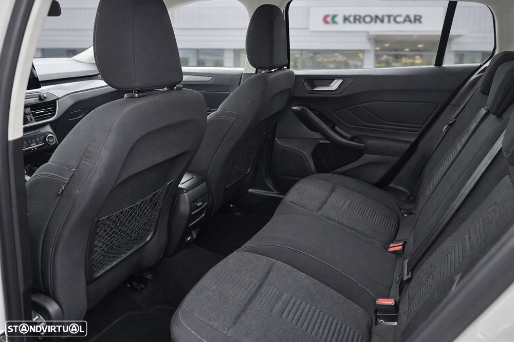 Ford Focus SW 1.0 EcoBoost Active X - 10