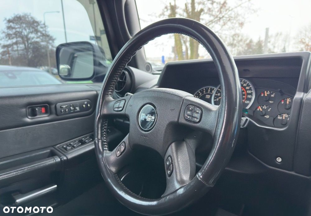 Hummer H2 - 23